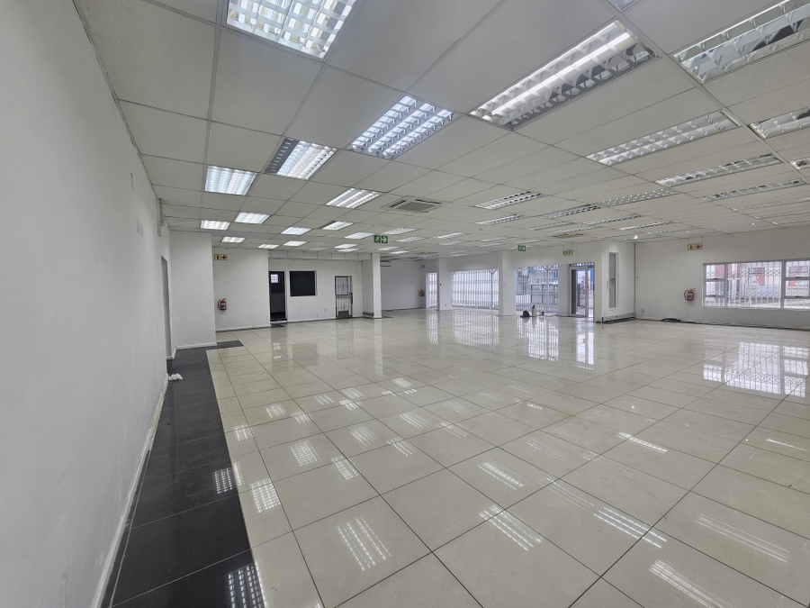 To Let commercial Property for Rent in Vincent Eastern Cape